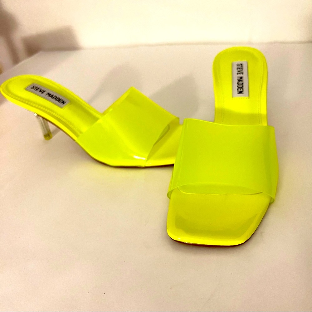 NWOT | Steve Madden | Pance | Neon Translucent Heels with clear Heel | 8.5